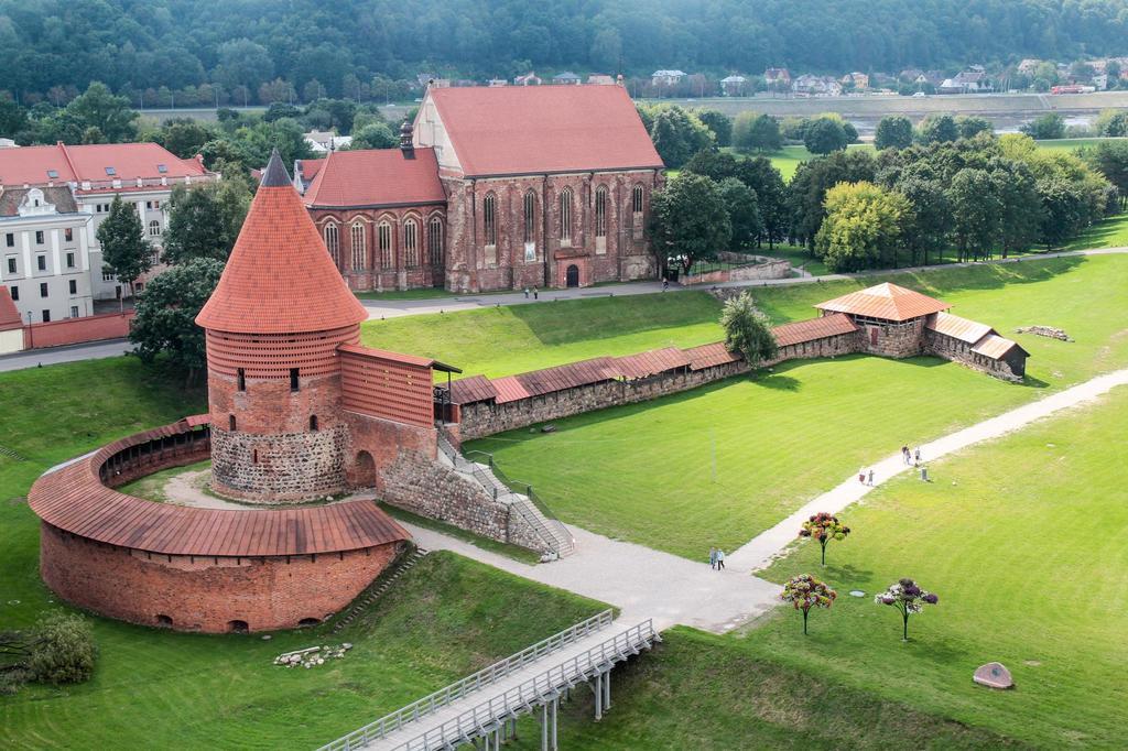 Owl Apartments Каунас Экстерьер фото